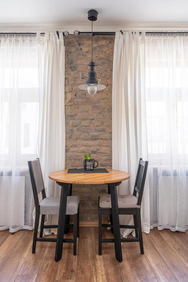 Top-Floor Studio With Courtyard View In Unesco Area, Murnieku Street Residence Riga Exterior foto