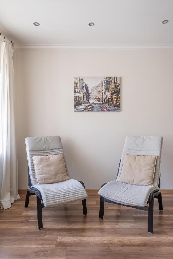 Top-Floor Studio With Courtyard View In Unesco Area, Murnieku Street Residence Riga Exterior foto